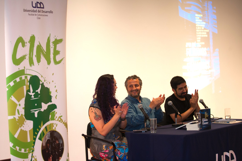 Registro fotográfico lanzamiento del segundo libro ¿ Por qué filmamos lo que filmamos? realizado e el MAVI en el que la periodista y profesora Antonella Estévez presenta conversaciones con directores y actores de reconocidas películas de la industria local. En Santiago: 28/11/2017 Fotoógrafo: Valentino Saldivar.