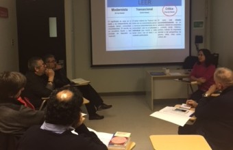 Profesores de la Facultad de Comunicaciones se capacitan en estrategias de lectura crítica