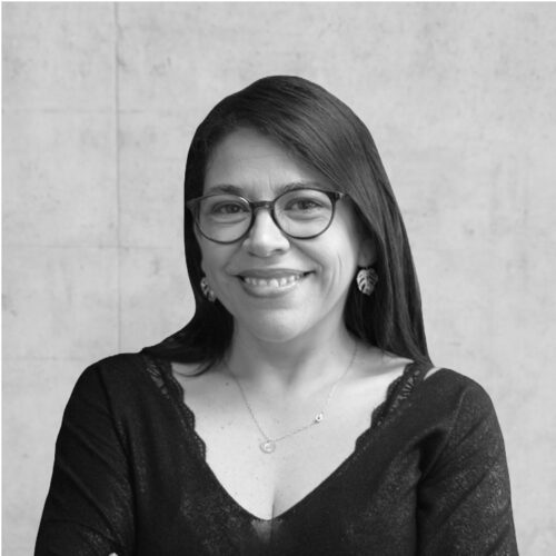 CLAUDIA REYES BETANZO