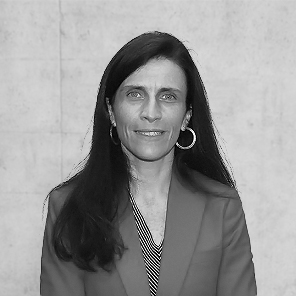 MARÍA JOSÉ LABRADOR BLANES