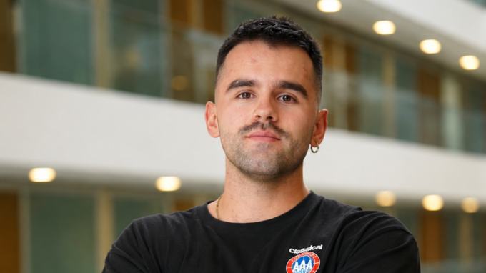 Previsualización de 'Tomás Zabala, Alumni Periodismo y Comunicación UDD'