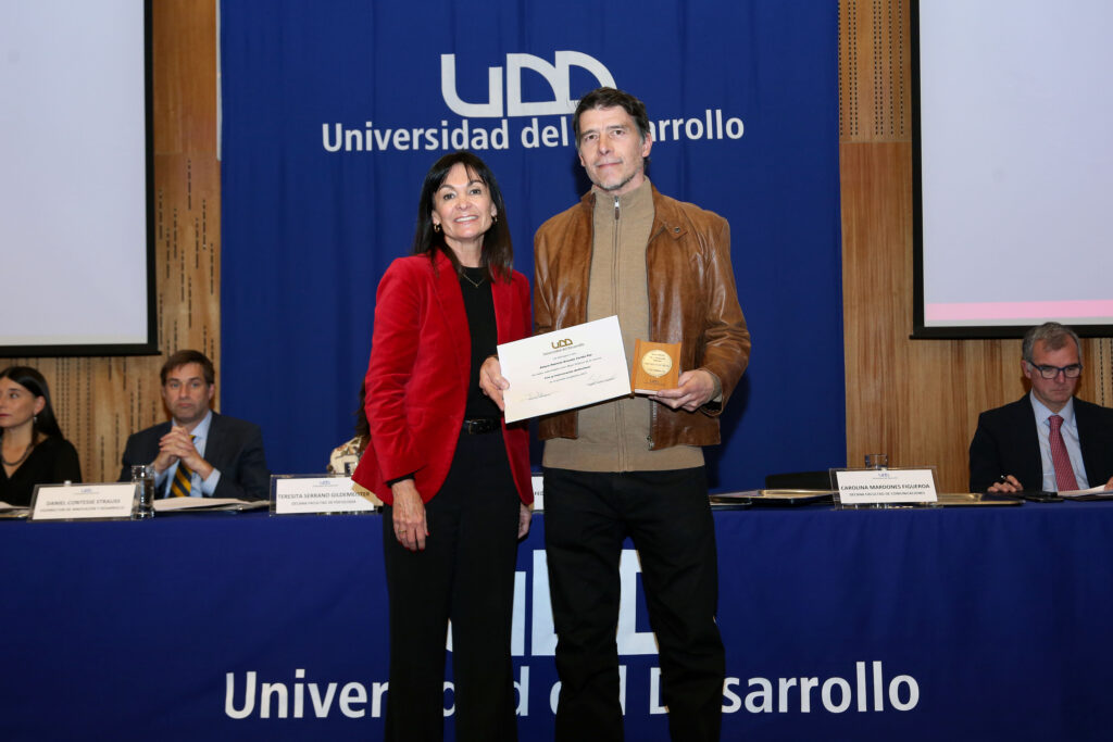 profesor cine udd 