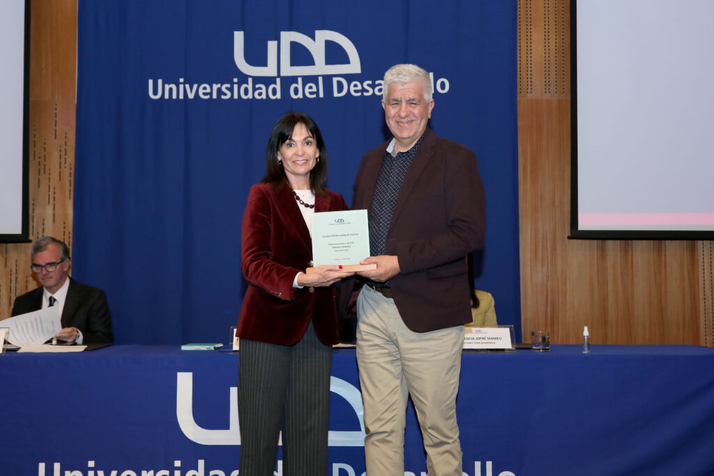 luciano gougain con decana