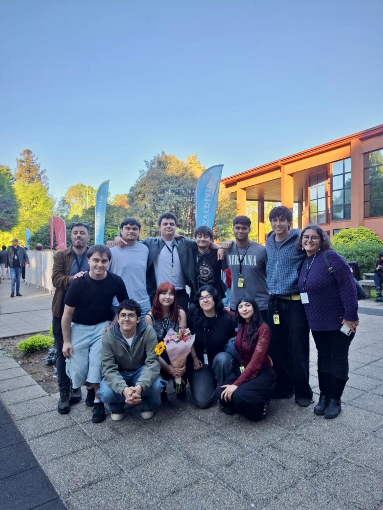 Equipo realizador "Tras la pantalla" en FIC Valdivia 2026